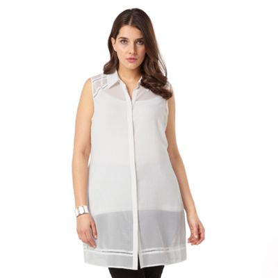 Studio 8 Sizes 12-26 White lynette blouse